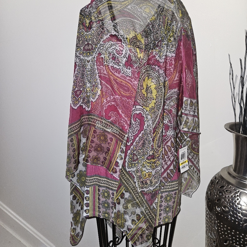 Style & Company Marrakesh 2 piece tank and matching sheer shawl